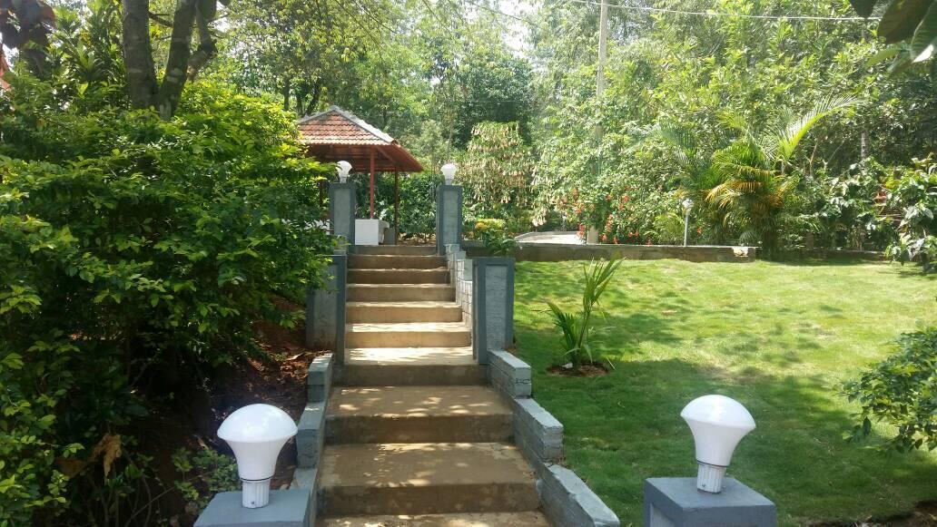 Leisure Vacations Whispering Woods Hotel Madikeri Kültér fotó